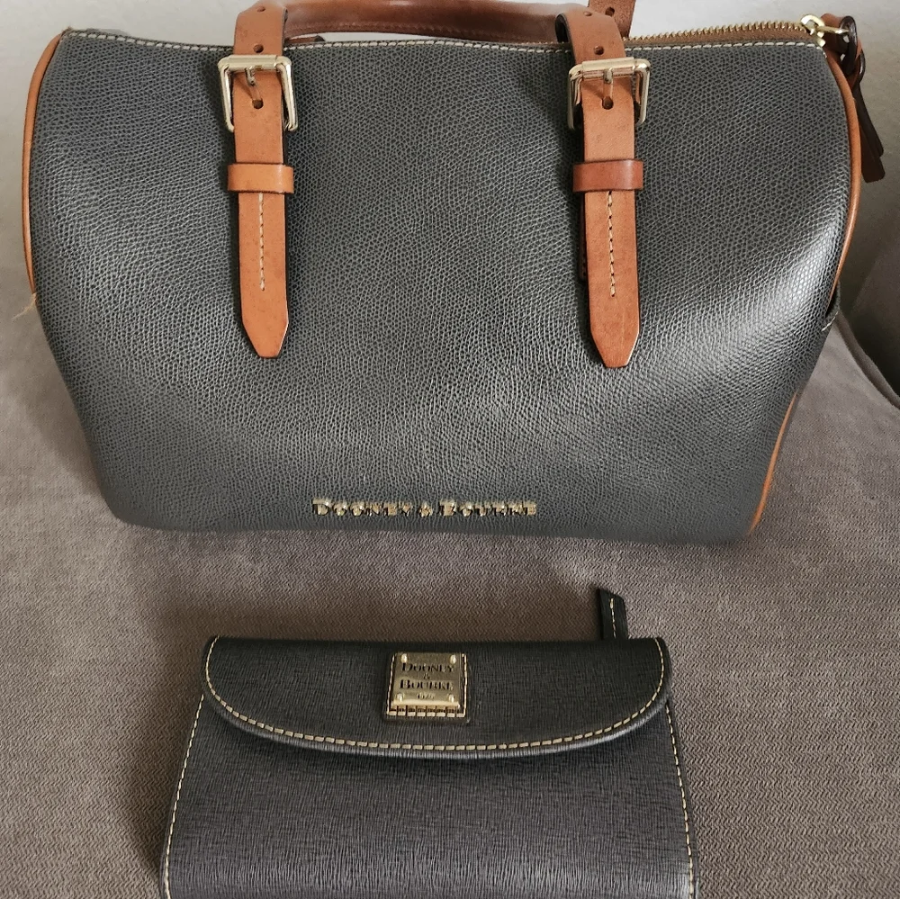 Dooney & Bourke Gray Signature Saffiano Wallet